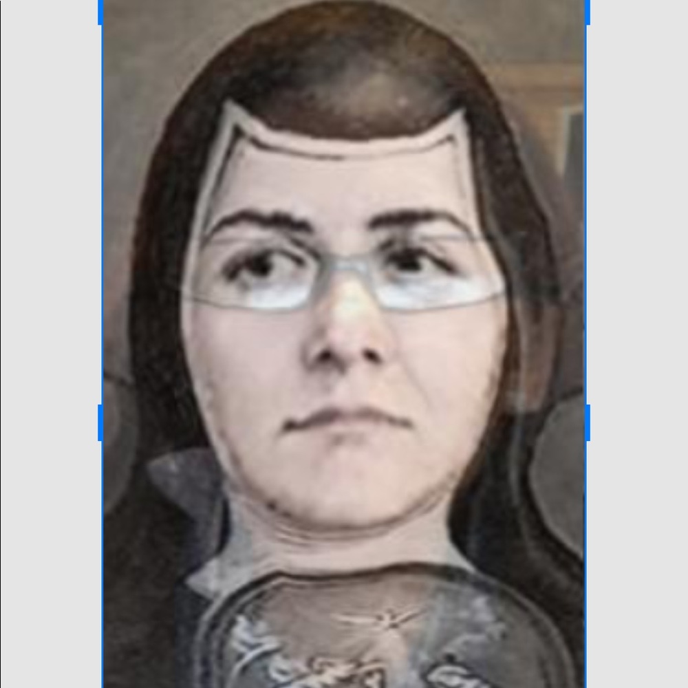 Meet your Posher, Monica